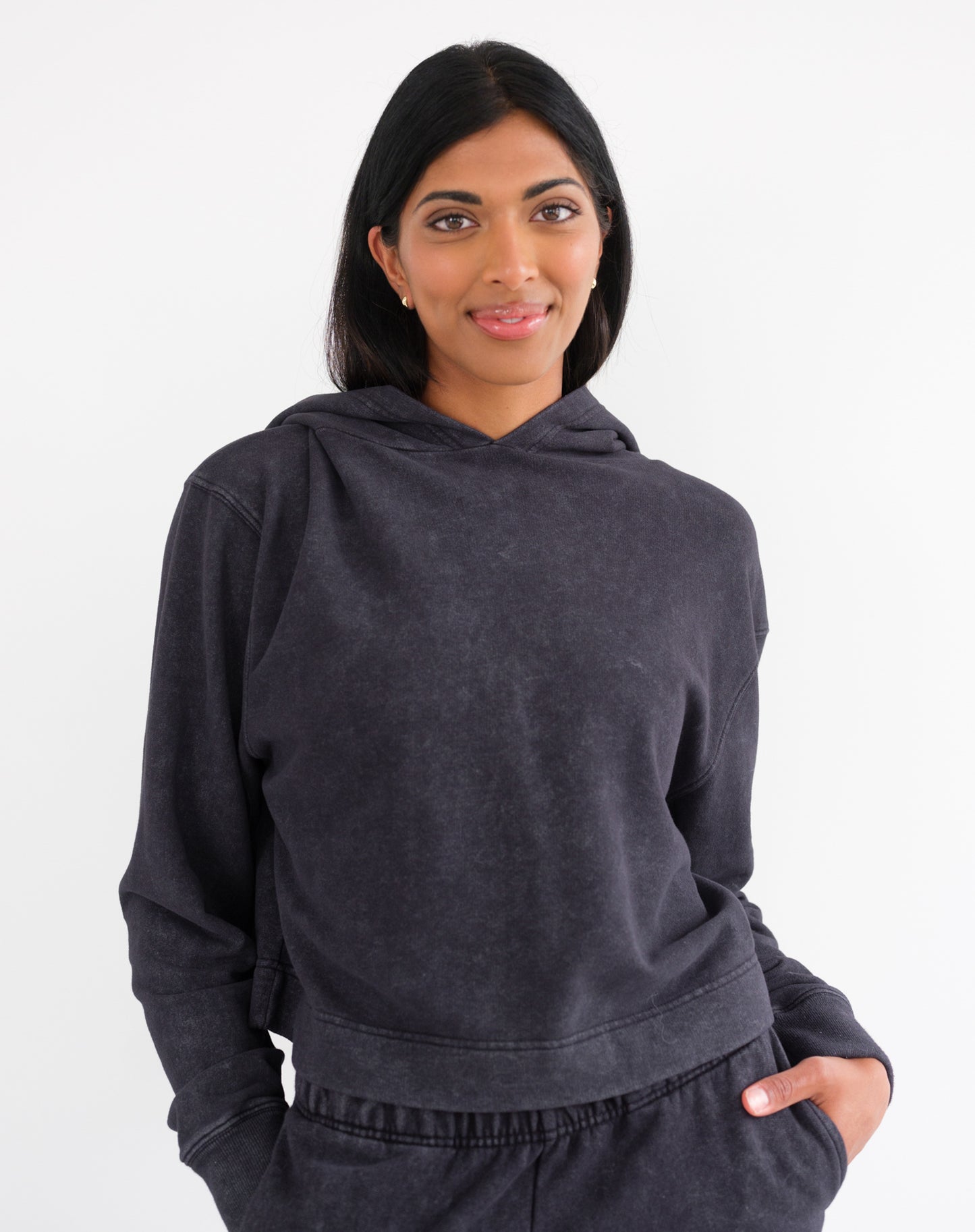 Brunette the Label / Cropped Core Hoodie in Washed Black