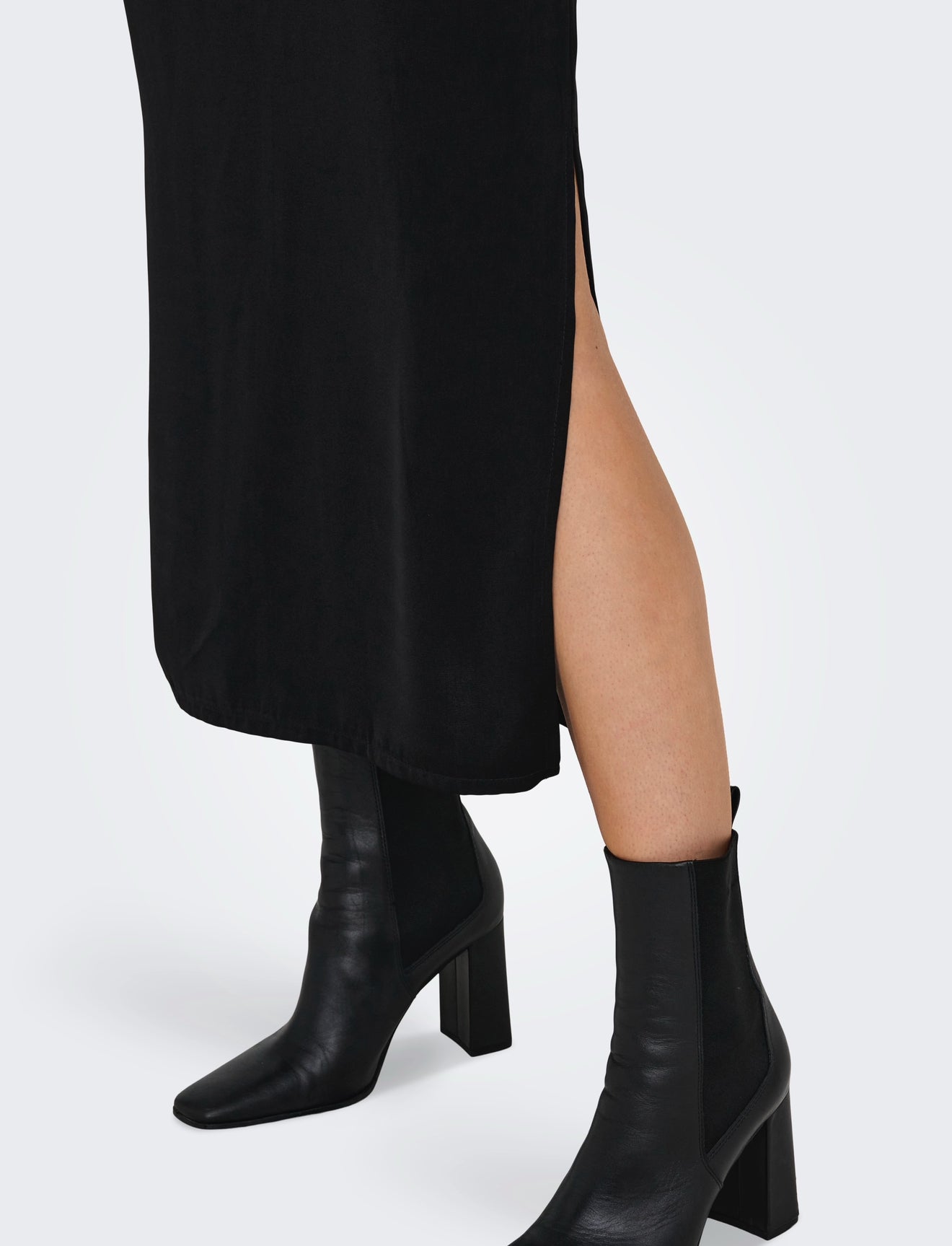 ONLY / Thalia Midi Dress