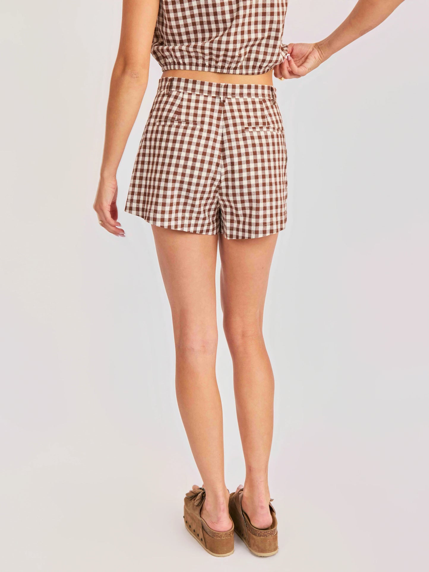 Sadie & Sage / Gingham Mustang Short