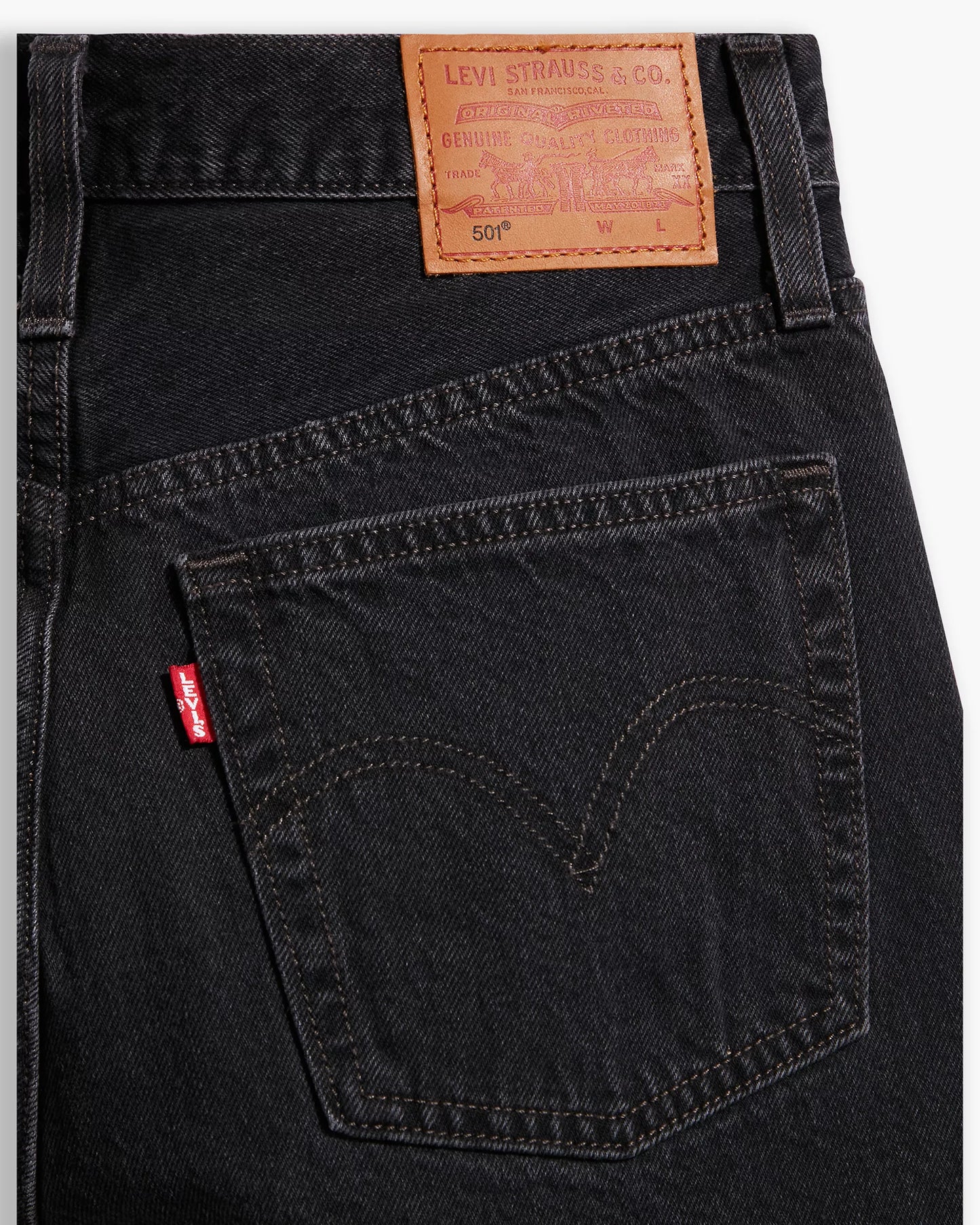 Levi’s / 501 Mid Thigh Short - Lunar Black