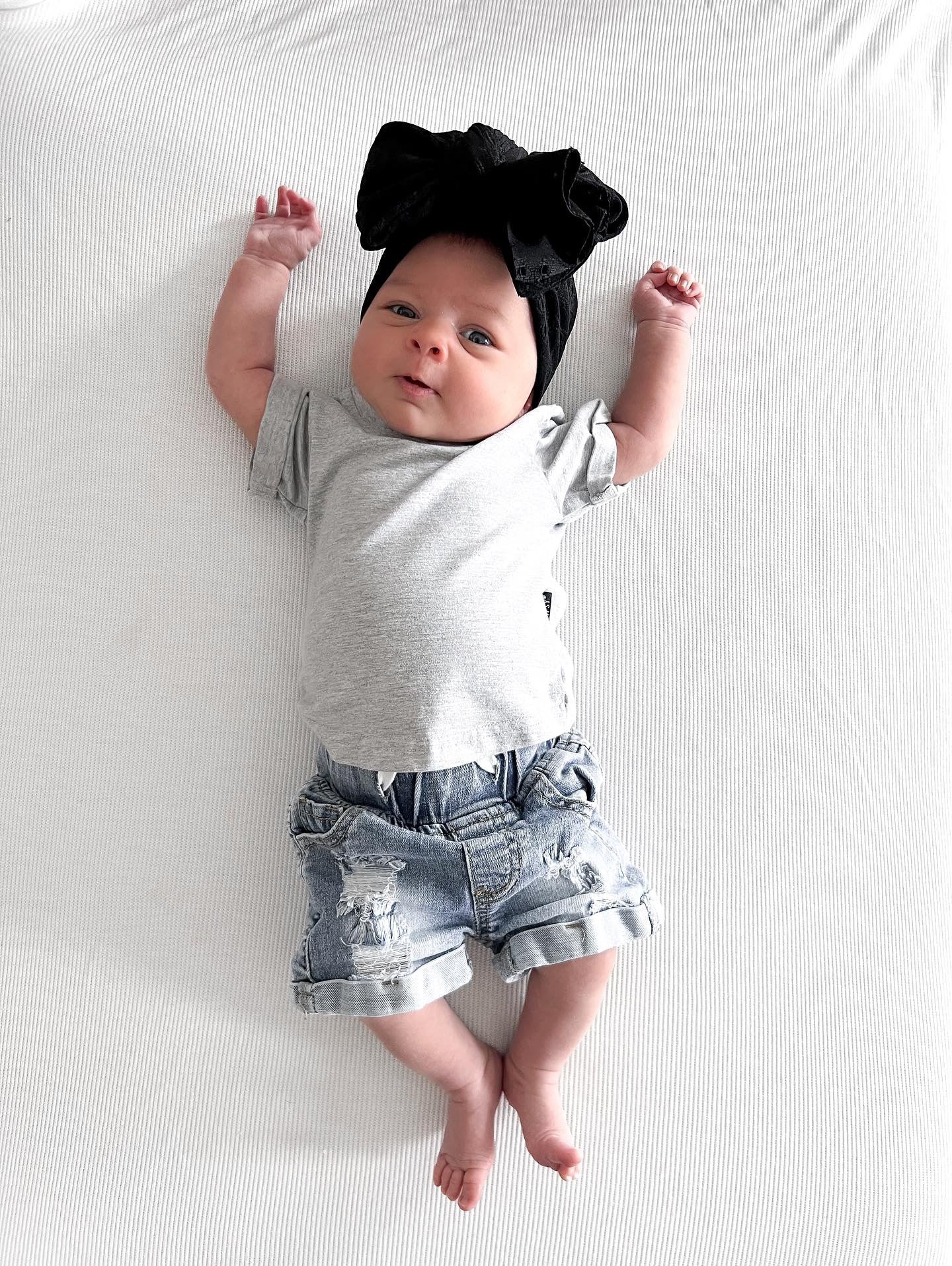 Little Bipsy / Distressed Denim Short