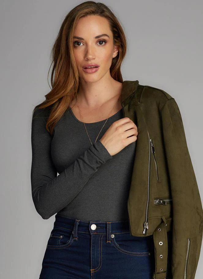 C’est Moi / Bamboo Scoopneck Top (2 Colors) — ONE SIZE