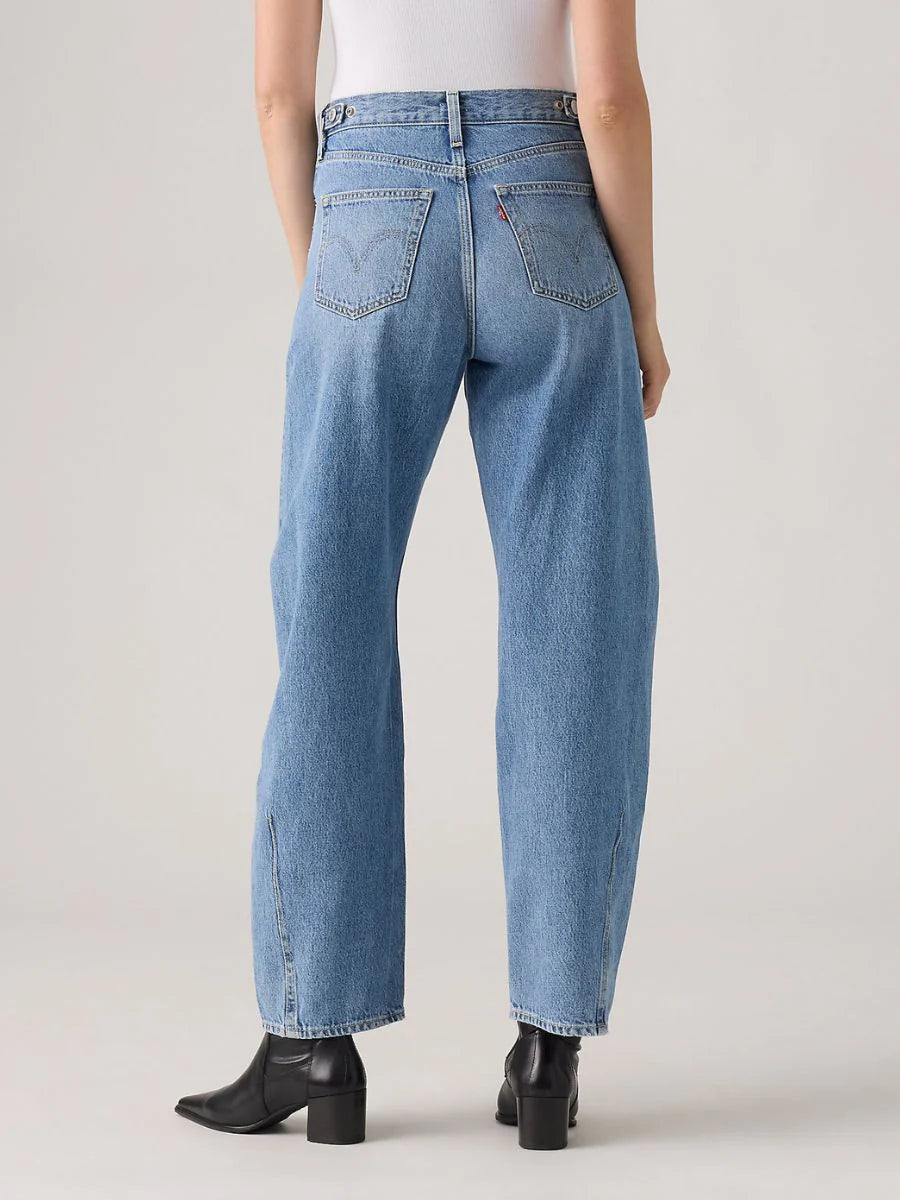 Levi’s / Cinch Barrell Let Love In