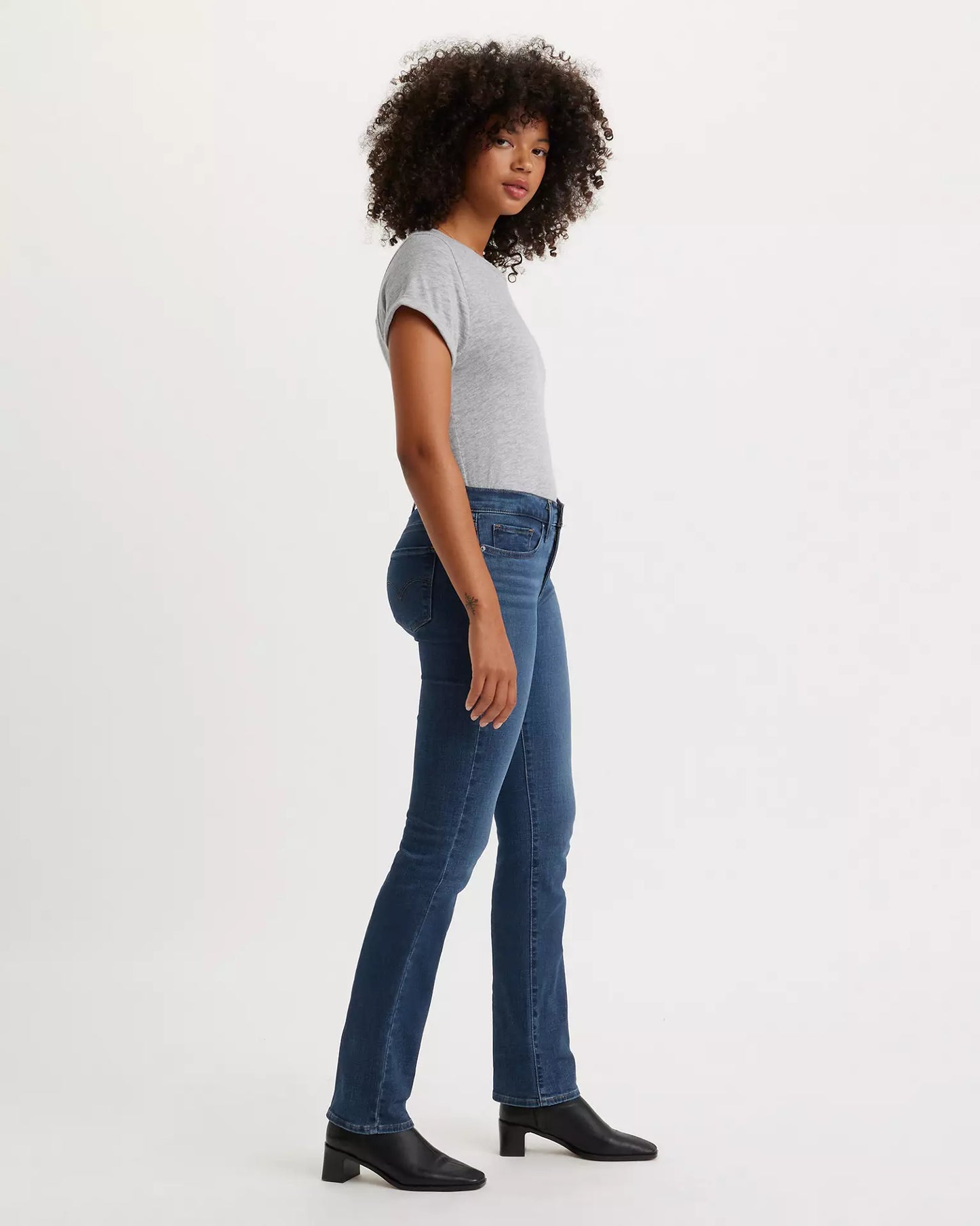 Levi / 314 Shaping Straight (32” inseam)