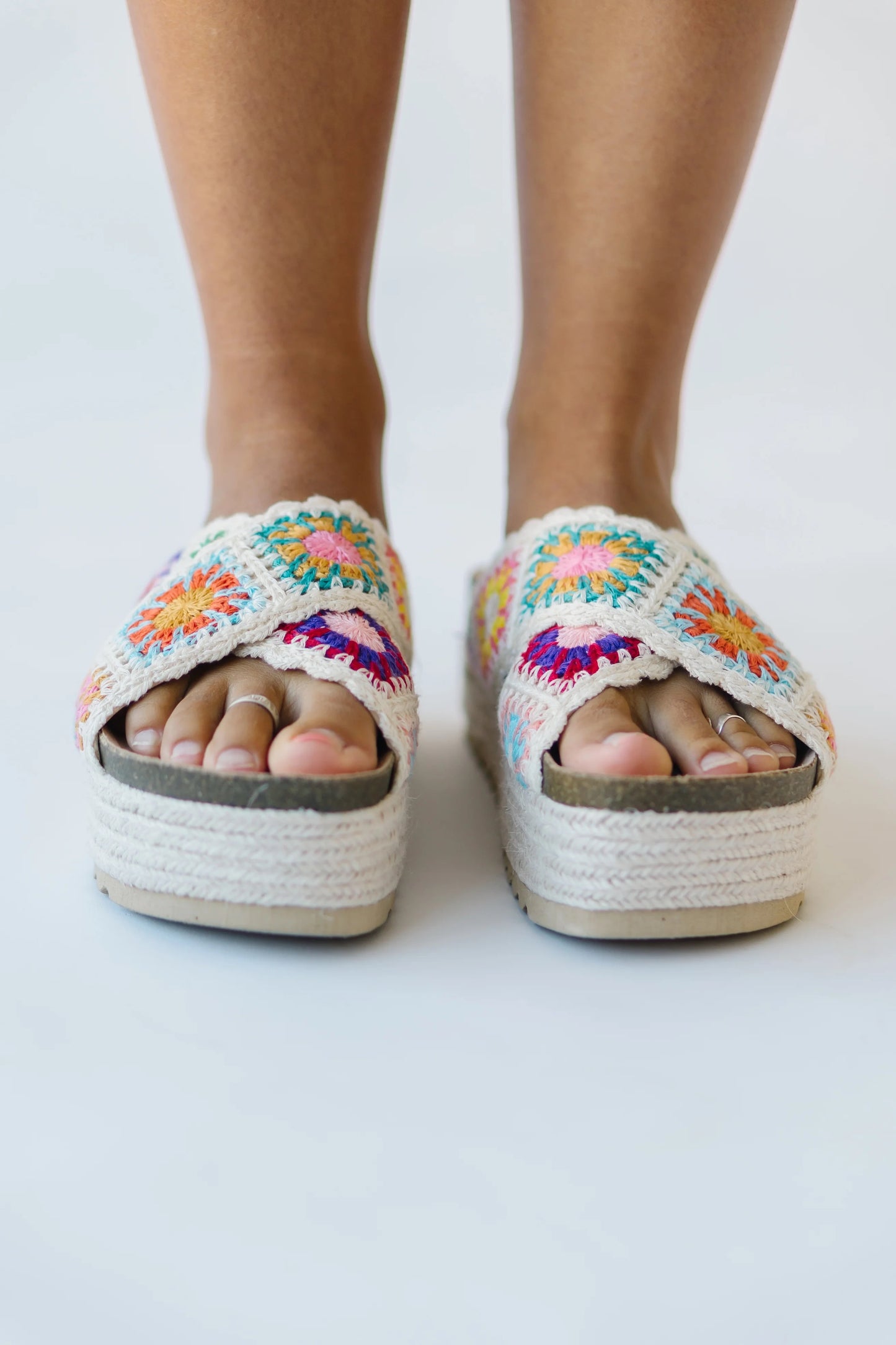 Dirty Laundry / Plays Sandal