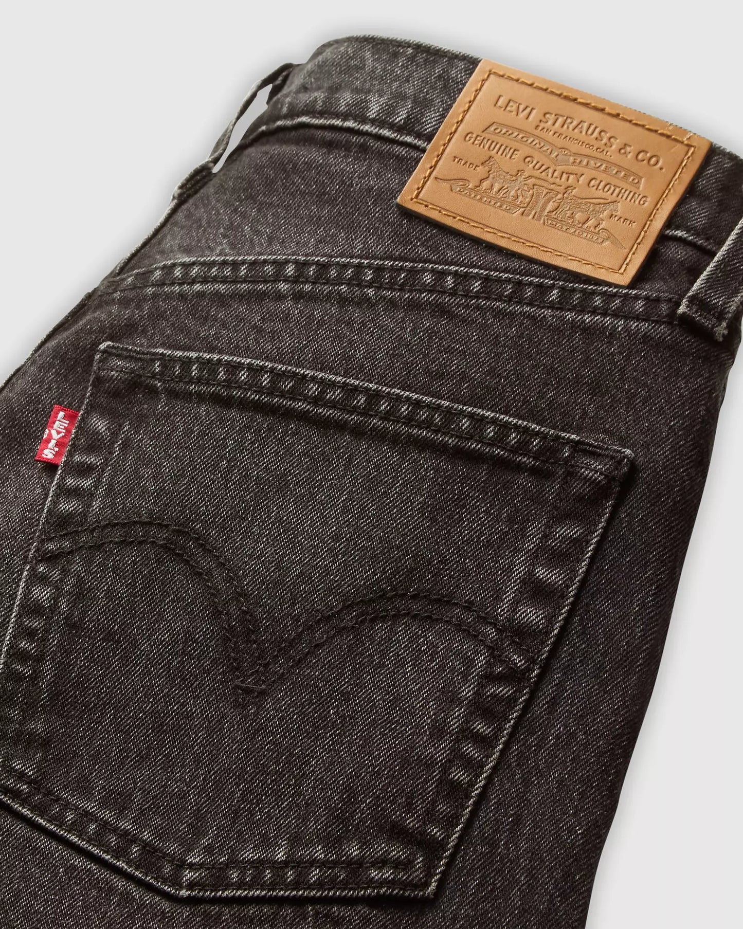Levi’s / Ribcage Straight Ankle