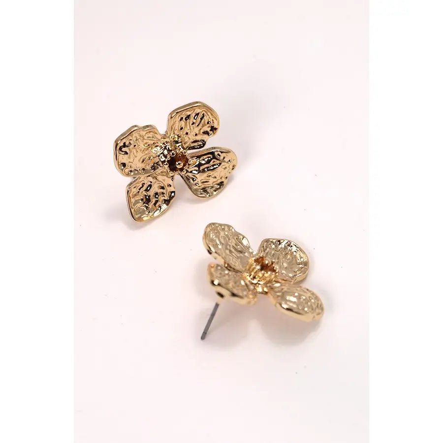 WC Hammered Flower Stud Earrings