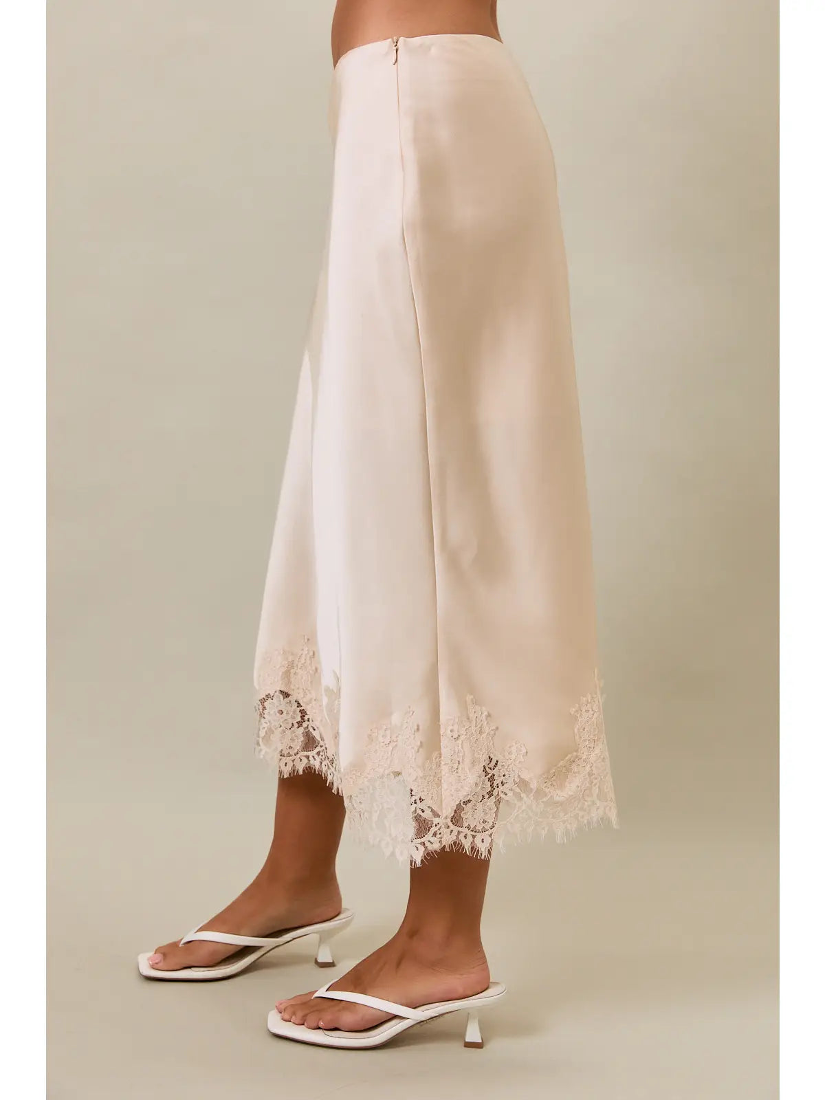 WC / Lace Trim Satin Midi Skirt