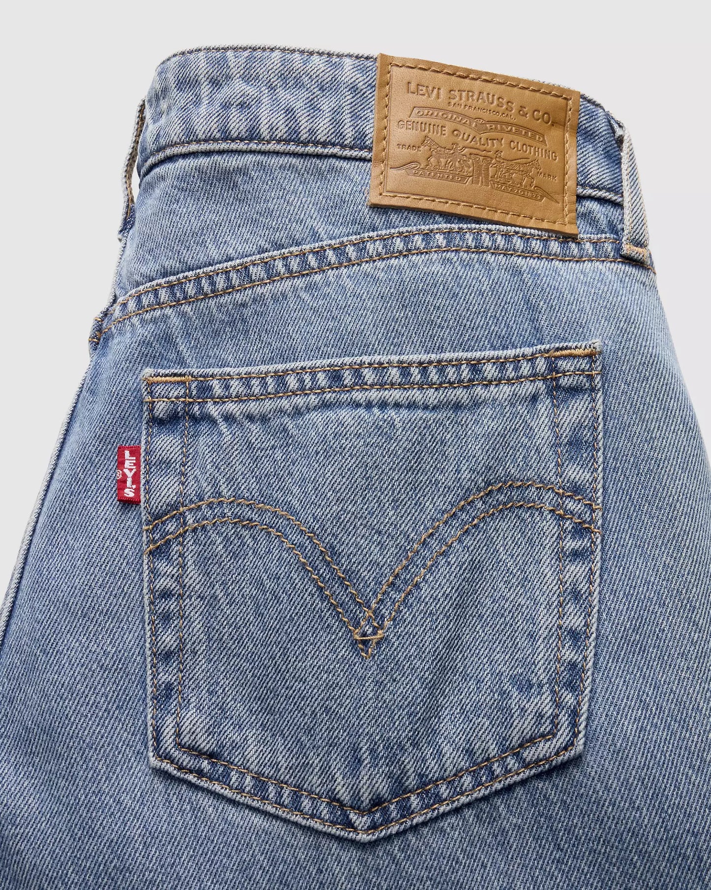 Levi’s / Low Loose