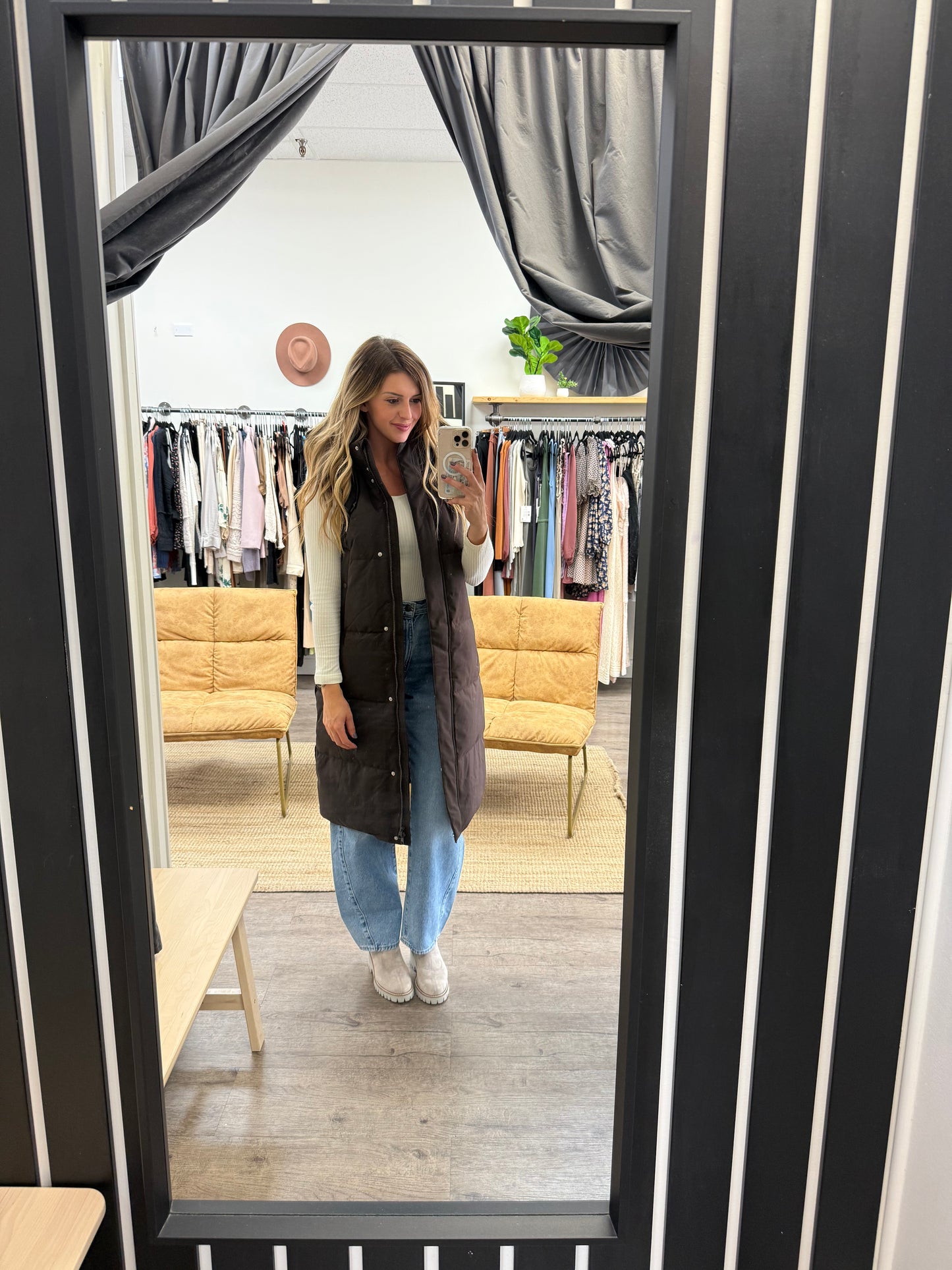 Vero Moda / Margaret 2 in 1 Vest & Winter Jacket in Chocolate