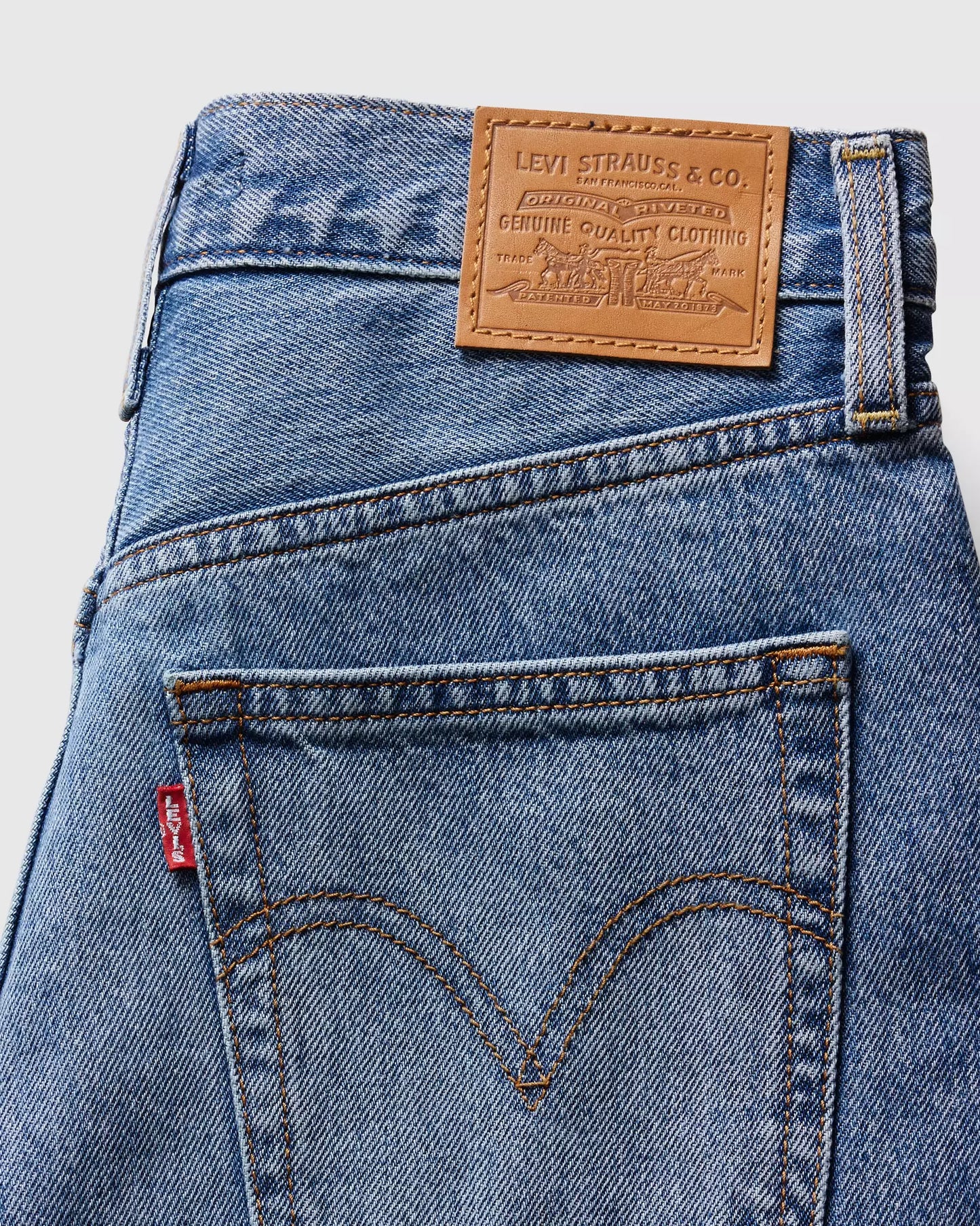 Levi’s / Ribcage Wide Leg