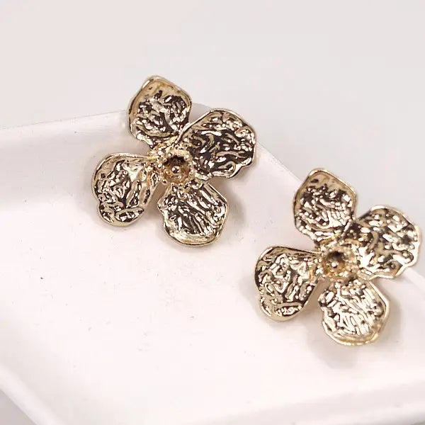 WC Hammered Flower Stud Earrings