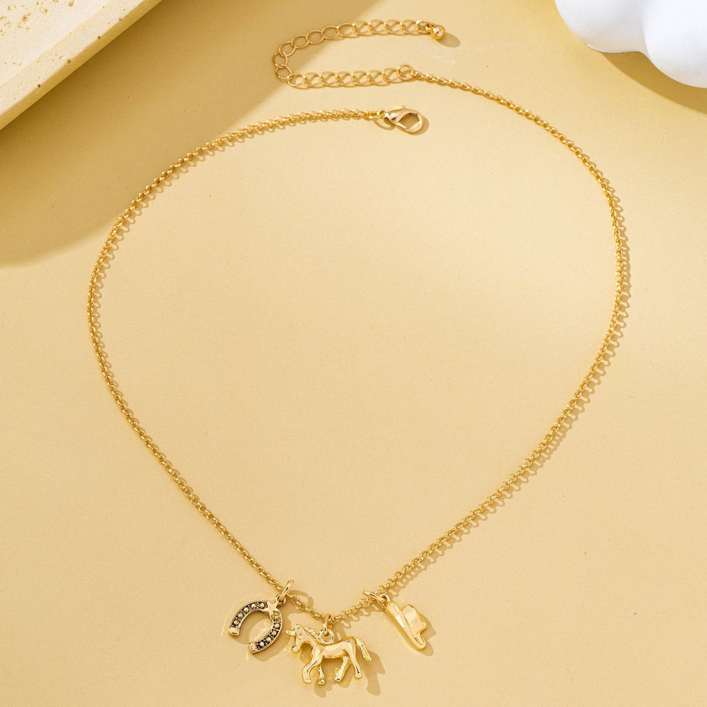 WC / Horseshoe Charm Necklace