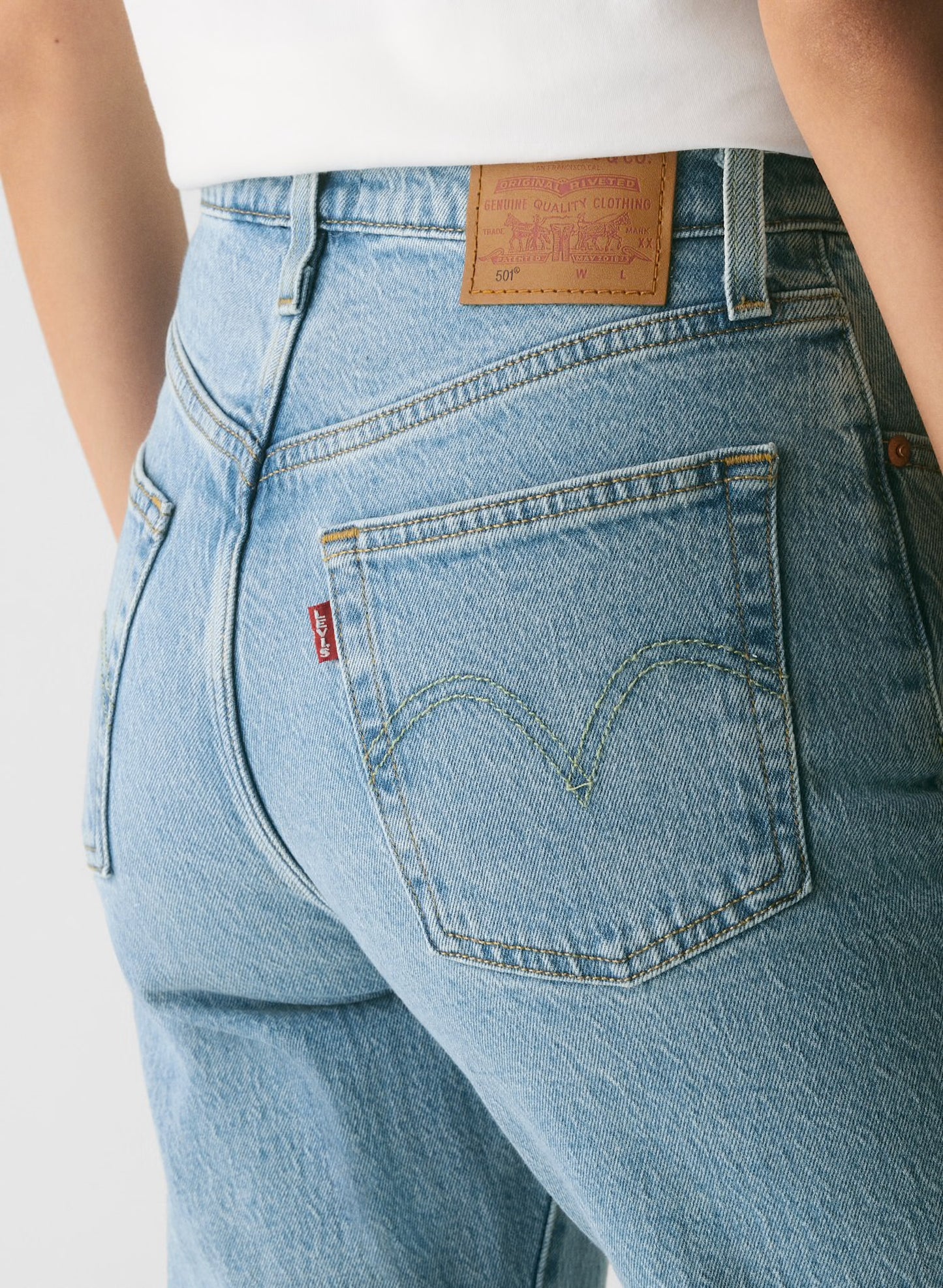 Levi’s / 501 Hollow Days