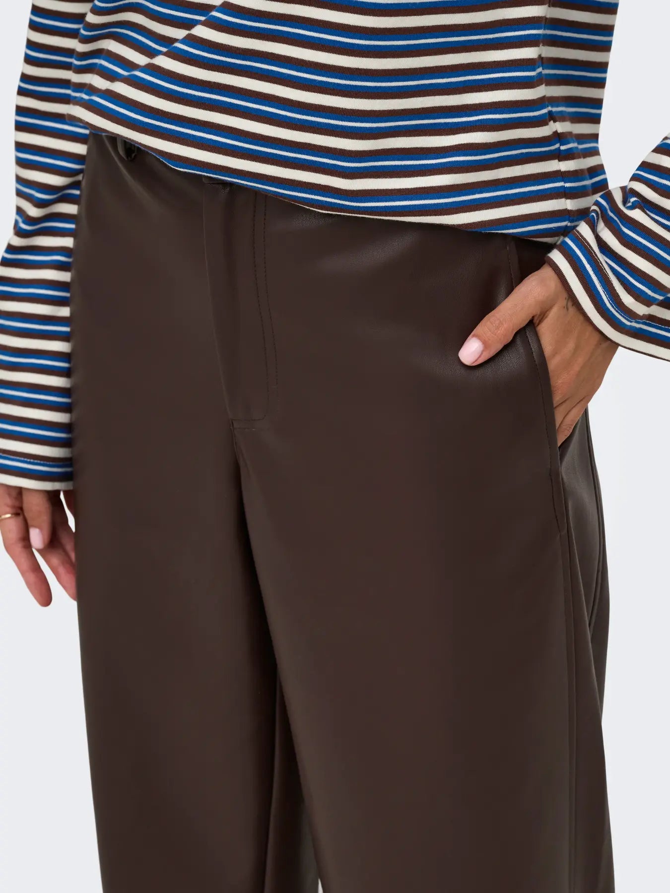 ONLY / Nelli Faux Leather Barrel Pant