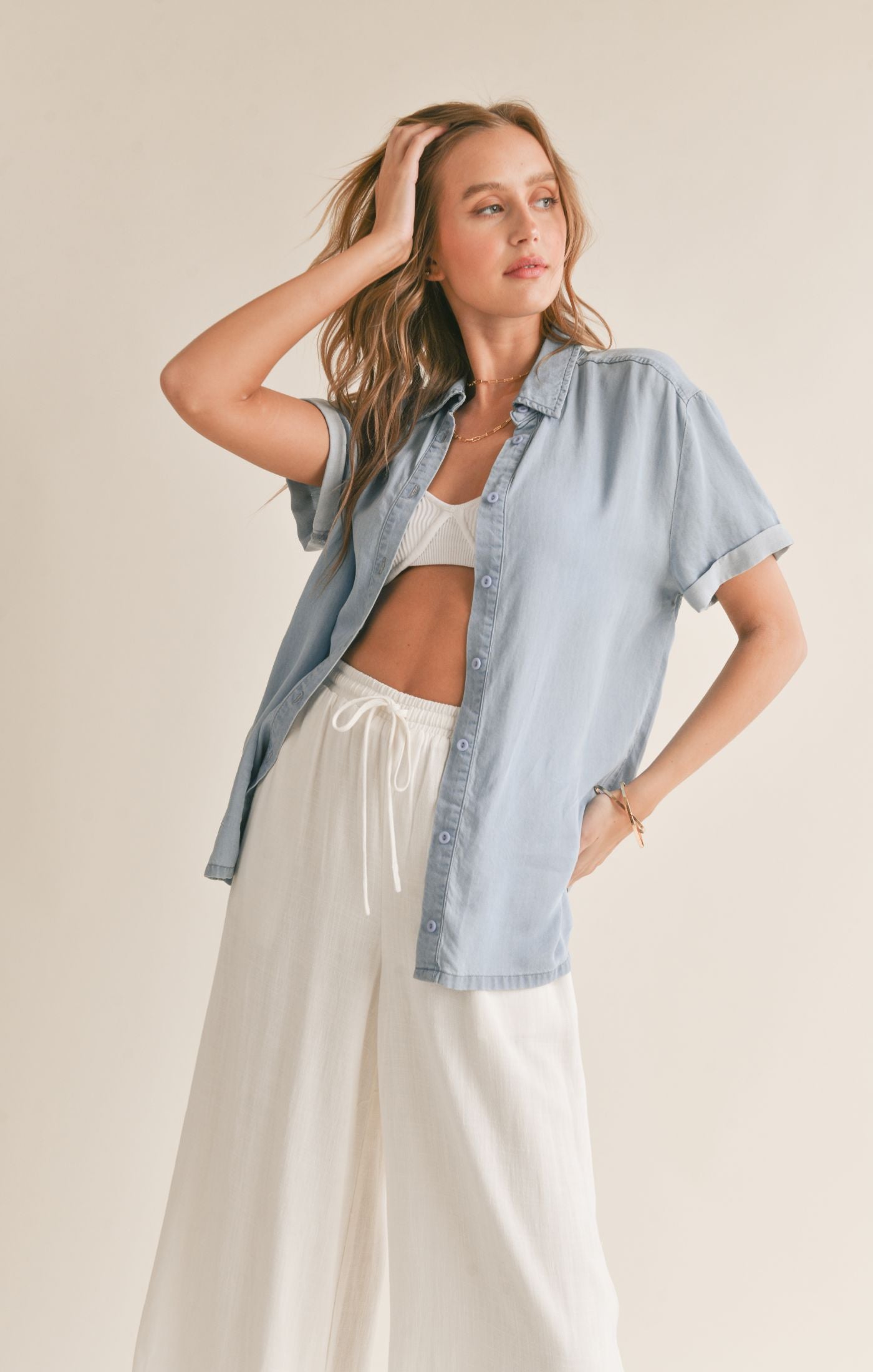 Sadie & Sage / Soft Breeze Chambray Shirt