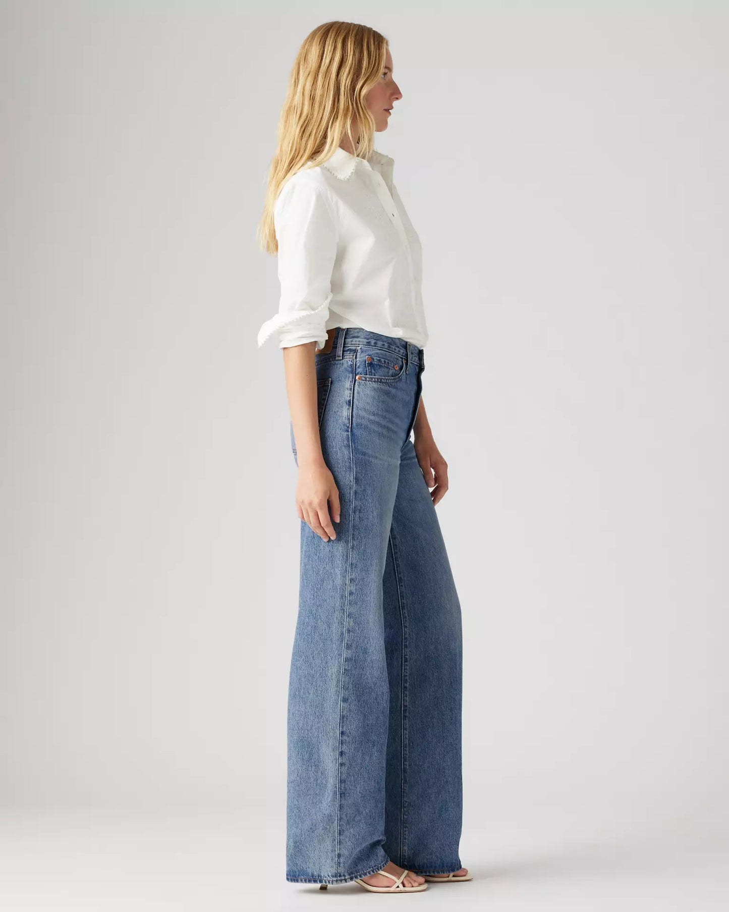 Levi’s / Ribcage Wide Leg